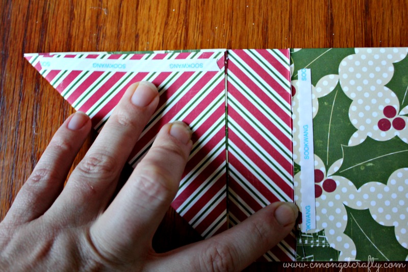 This is a super simple way to make an impressive double pocket Christmas card - a great way to give gift cards this season!