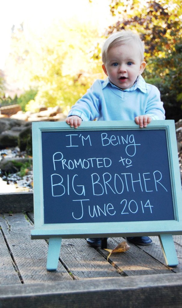 DIY Superhero Big Brother Shirt for a 2nd Baby Announcement!