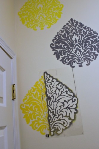 Cmon Get Crafty LRMO 011 - C'mon Get Crafty Organize your laundry room with these easy fixes! A little paint and some small changes make a mudroom makeover you'll love!