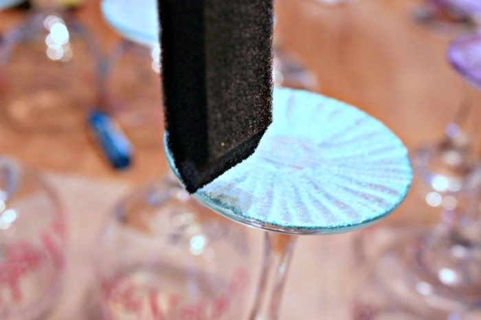 Cmon Get Crafty Girls Night Glass 05 - C'mon Get Crafty Girls Night Wine Glass Craft