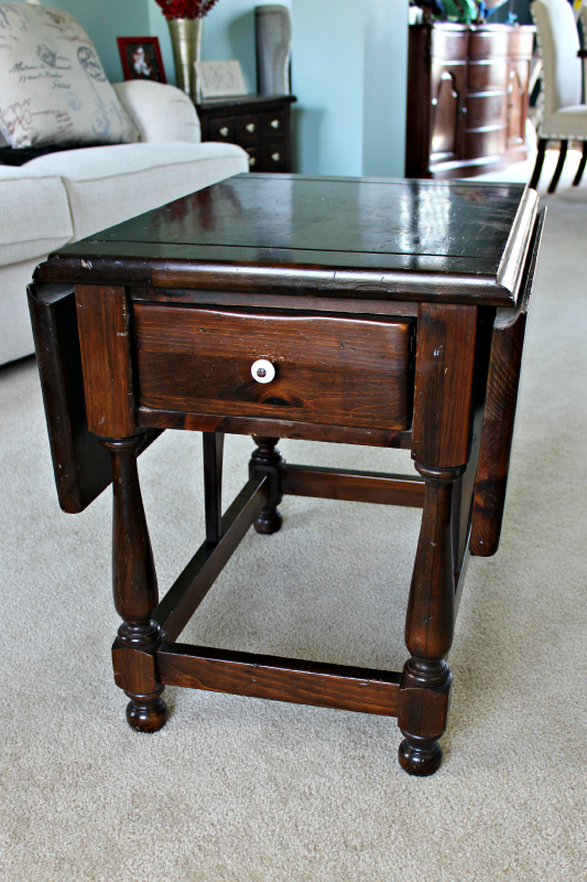 Stenciled Side Table 05 - C'mon Get Crafty Stenciled Side Table