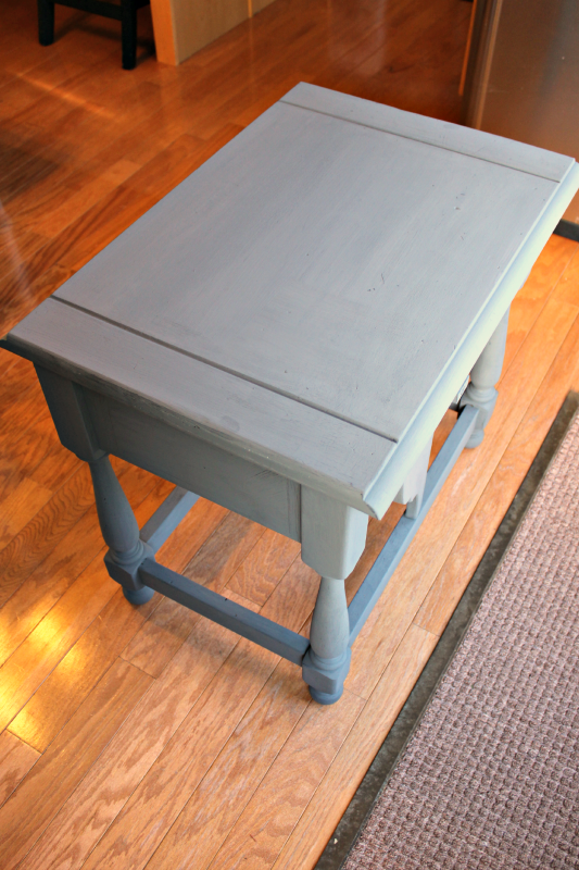 Stenciled Side Table 06 - C'mon Get Crafty Stenciled Side Table