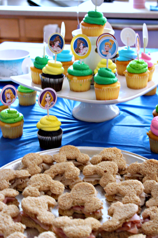 For my son's first birthday, I transformed my house into Disneyland! Check out the fun Disneyland themed food ideas I came up with for the party!
