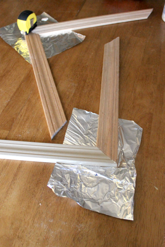 CGC Frame Wreath 09 - C'mon Get Crafty putting together a wooden frame