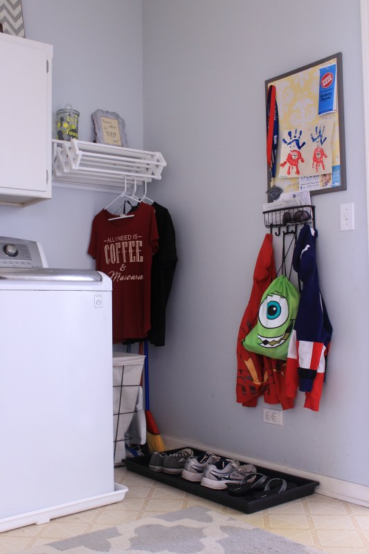 CGC MRMO 01 - C'mon Get Crafty organize your laundry room