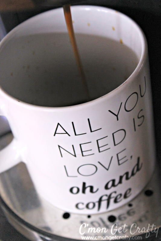 CGC Intl Delight Pure WM 01 - C'mon Get Crafty Make healthy choices all week by starting off with a cup of coffee and a menu plan! #IDSimplyPure #ad