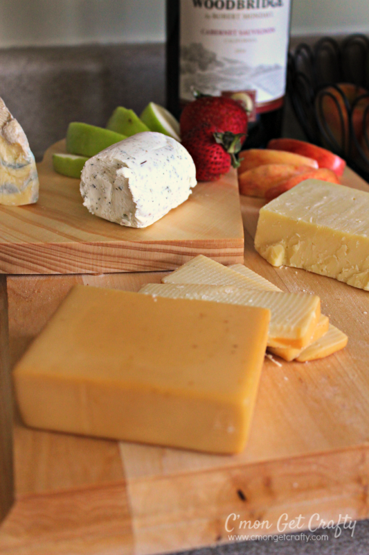 CGC Woodbridge Summer 03 WM - C'mon Get Crafty Msg4 21+ It is so easy to throw together this DIY cutting board server and have a custom piece for your next party! Display assorted cheeses, fruit, and crackers on top and pair with some delicious wine for instant party fare! #VinoBlockParty #ad