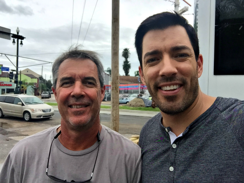 Have you ever watched HGTV and thought of questions you'd want to ask the talent? I had the chance to ask Drew Scott, 1/2 of the Property Brothers, a few questions on design, home renovations, and behind the scenes info!