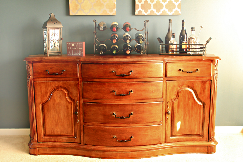 This was a find when we first bought our house, and sat in our garage for the longest time. Check out how I finally finished my update buffet!