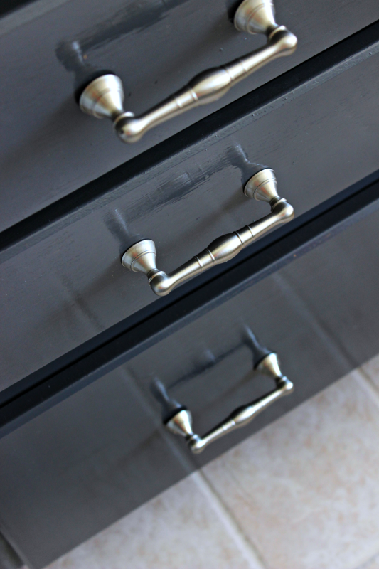 CGC FFFC 07 - C'mon Get Crafty Have you wanted to update your boring bathroom vanity but don't have the money for a remodel? Check out how some hardware and paint made ALL the difference in my bathroom reno!