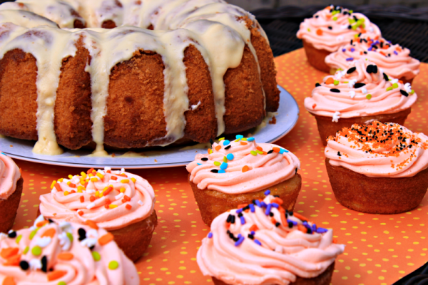 Orange Fanta Halloween Cake And Halloween Cupcakes C Mon Get