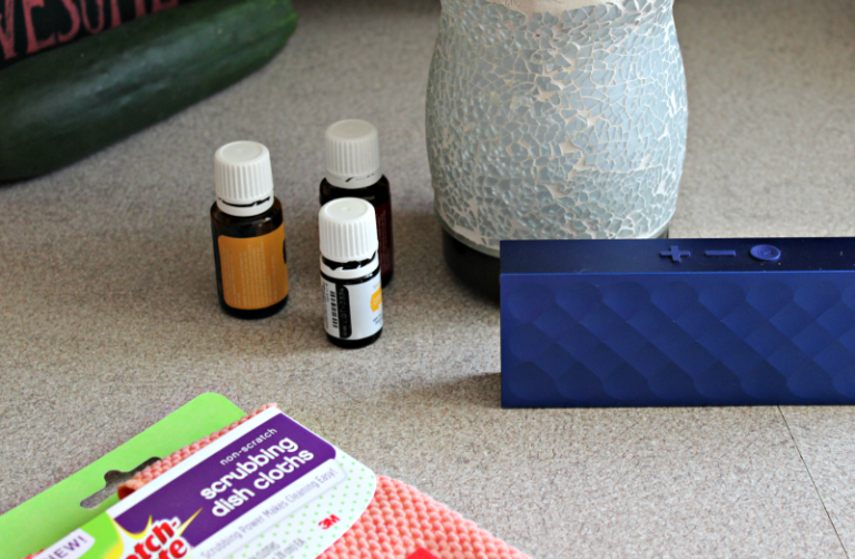 Clean Your Home for the Holidays – and ENJOY It!