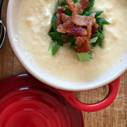 I am all about soup during Chicago winters, and this one offers my favorite flavors but still low carb!! Try this loaded cauliflower soup and be amazed!