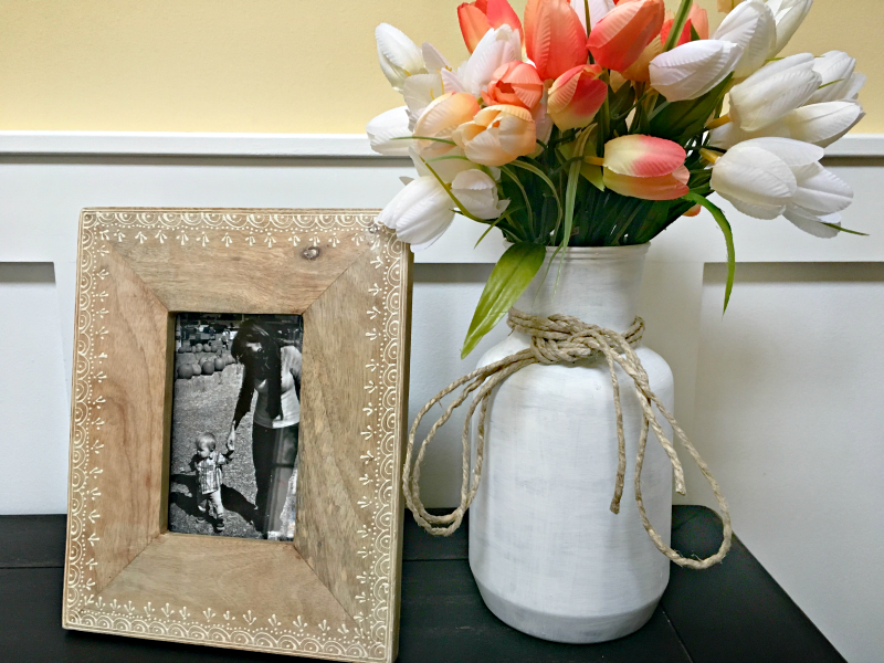 I was inspired to "fake" this farmhouse style vase by all the old milk cans I wish I owned!