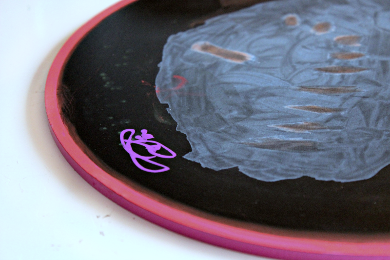 Romance isn't dead, but it doesn't have to be all hearts and flowers either! I made this sassy valentine's day decor because it perfectly summarizes my marriage, ha ha!