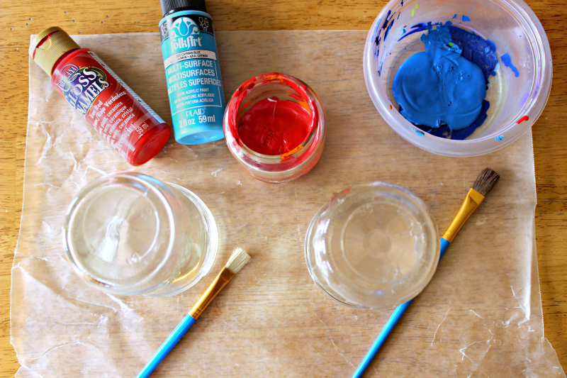 If you are suffering from tantrum troubles, this easy Good Behavior Ticket and Prize Bucket system might be the perfect solution for you! Easy free printable tickets and inexpensive prizes to redeem have been having great results in our house this summer! #kidsbehavior #behaviortickets #craftydestash #craftroomdestash #tantrums #chores #kidrewards