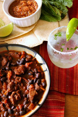 Try this delicious #Mexicanskillet dinner with an easy #choppedsalad for your next get together with friends! #ad #FronteraExperience