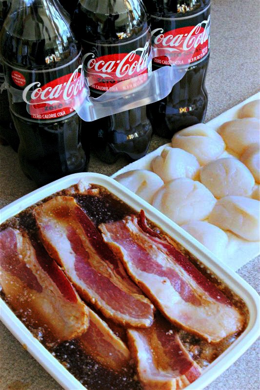 These bacon wrapped scallops will be the hit of your next party! The bacon is soaked in Coca-Cola for an added layer of rich flavor that can't go wrong! #LayerOnLove #ad