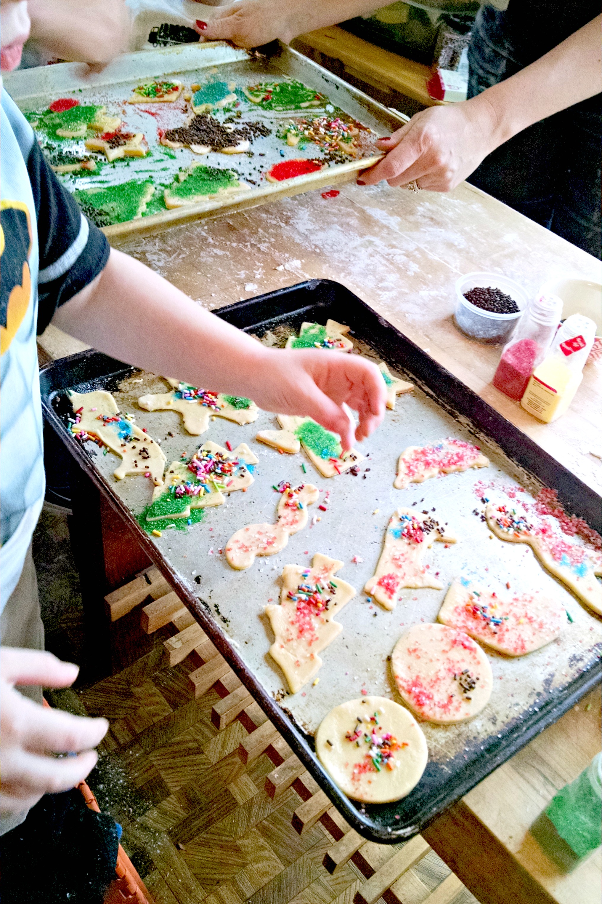 Try a new tradition this year with this sugar cookie party!