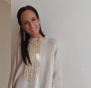 Updated Author Headshot-opt - C'mon Get Crafty