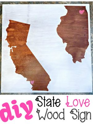 As a special gift to someone far away, you can easily pull off this handsome DIY state love wood sign with little investment and a lot of love! #MonthlyCraftDestash #statecraft #homestate #statelove #giftideas #diy #woodsign