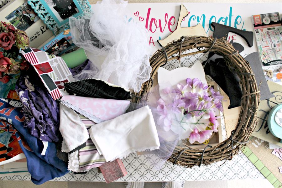 Owl Wreath DIY supply stash-opt - C'mon Get Crafty