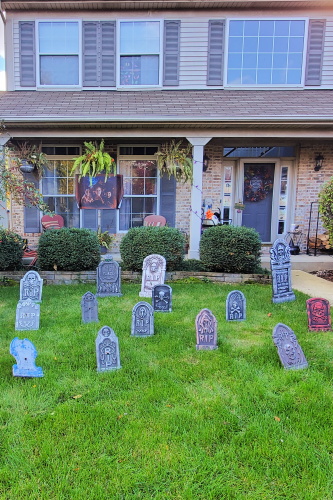 Hocus Pocus Salem graveyard Halloween House decorations
